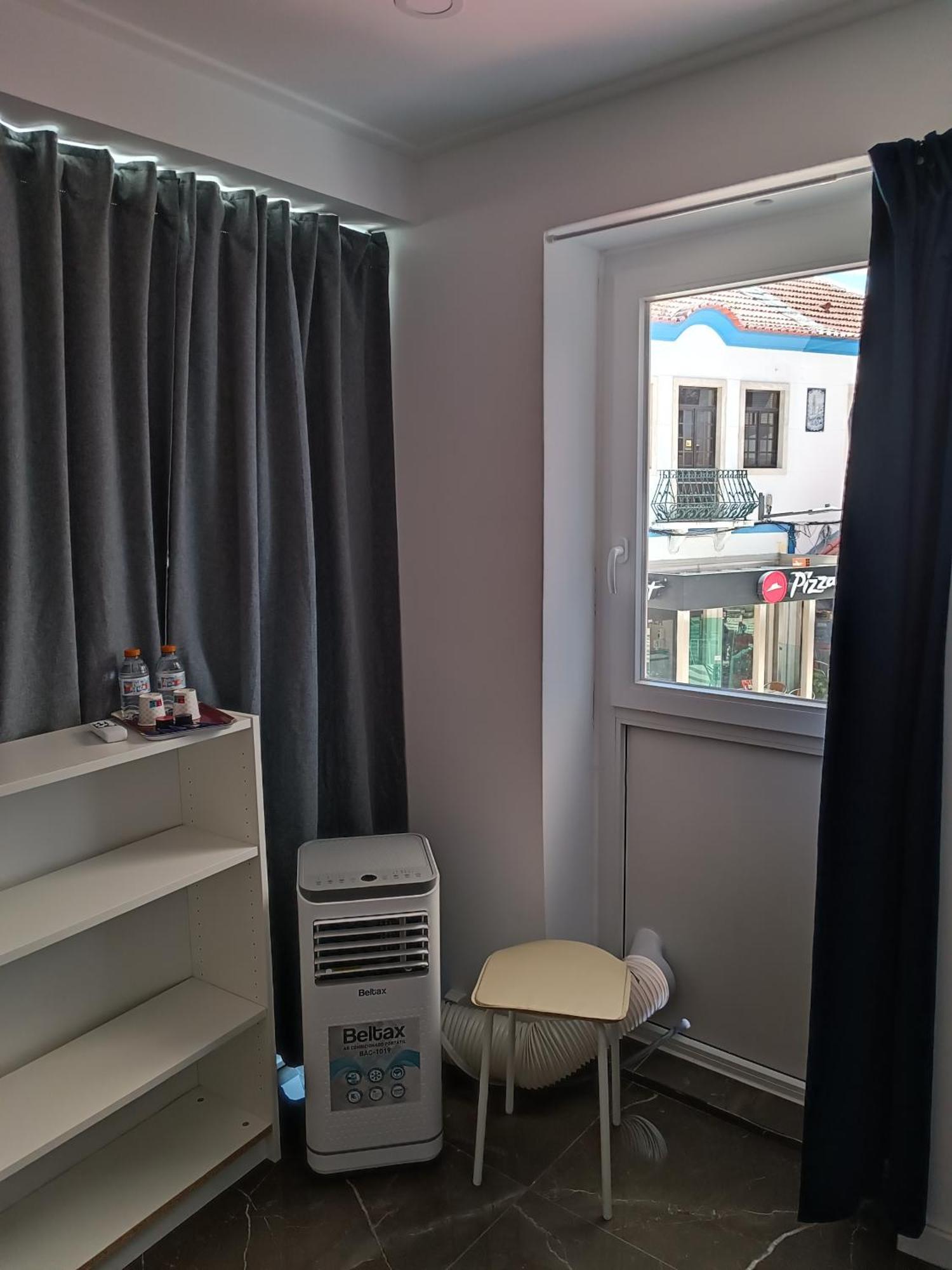 Plaza Caparica Hostel Costa de Caparica Kültér fotó